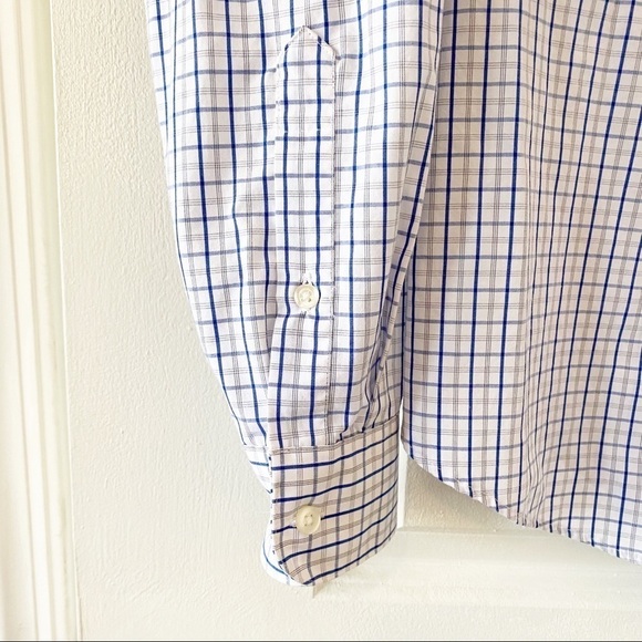 ARROW Men’s Long Sleeve Athletic Fit Dress Shirt - Picture 7 of 7